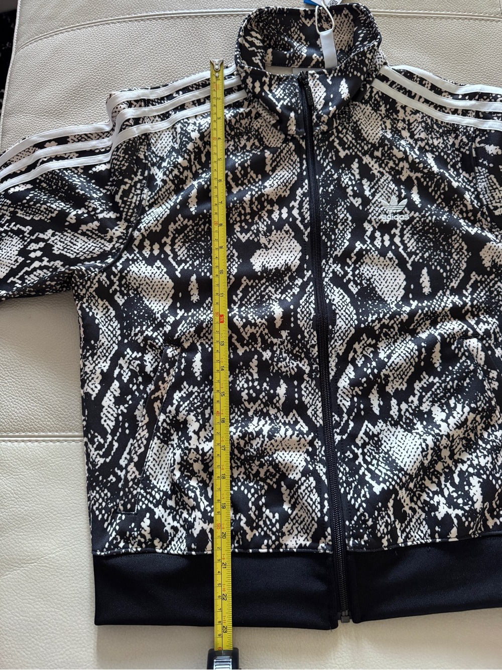 Adidas Trefoil Snake-Print Zip Track Jacket in Black & Cream (Size S) - Picture 11 of 12
